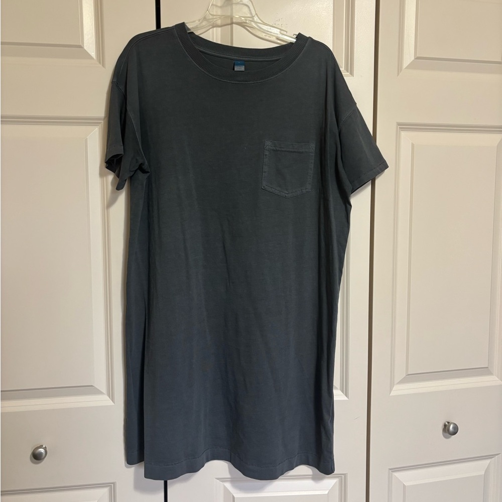 Old Navy Charcoal Crewneck dress.